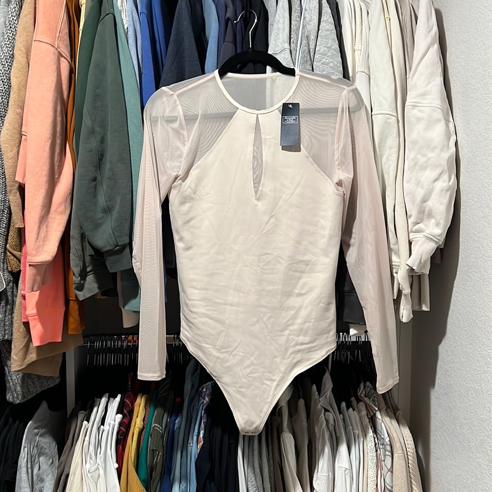 NWT Abercrombie Bodysuit - M
